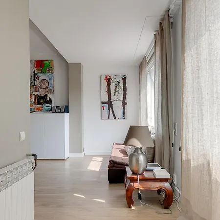 Rambla Catalunya Sky * Barcelona